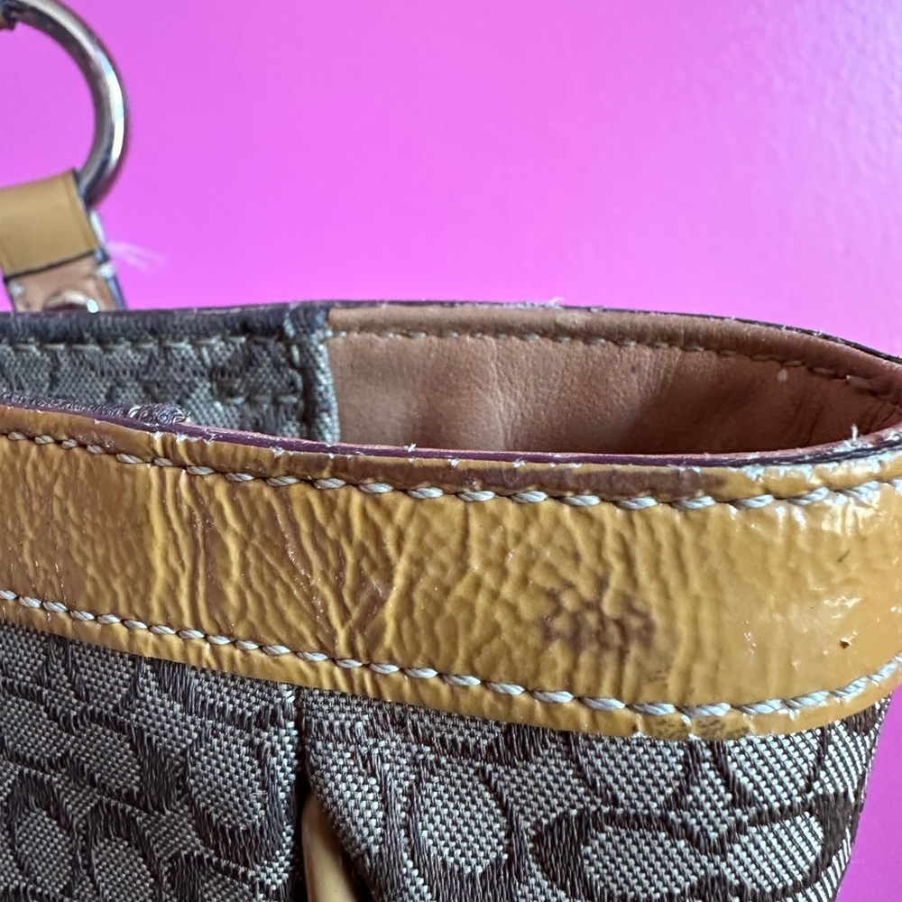 Y2K Coach Gallery Signature Jacquard Tote Bag - Picture 11 of 14